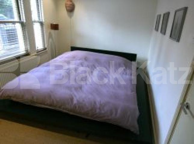 			1 Bedroom, 1 bath, 1 reception Flat			 St Lukes Road, Notting Hill